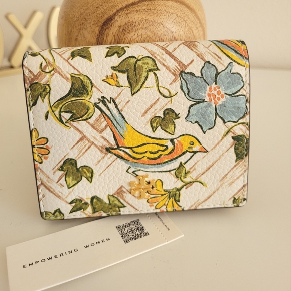 Tory Burch Handbags - Tory Burch Wallet